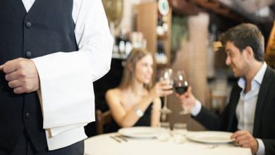 اهمیت پیشخدمت رستوران